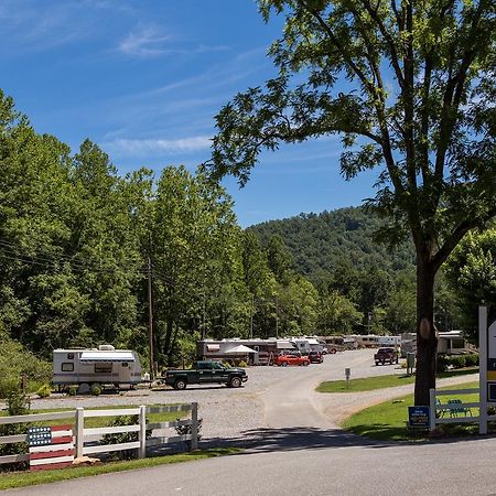 Fort Tatham Rv Resort Сильва Экстерьер фото